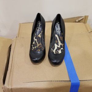 Brand New, never worn Size 6.5, Jessica Simpson 4"